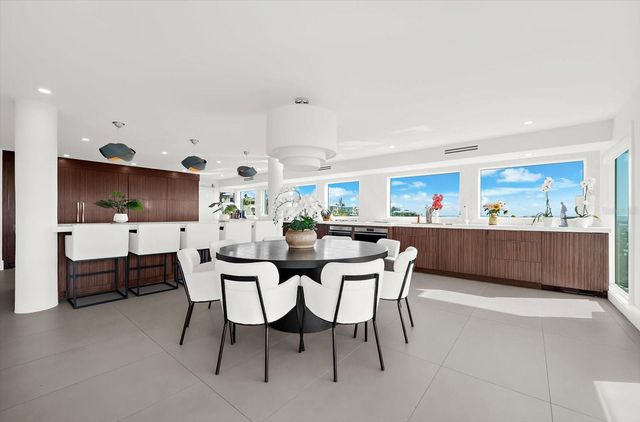 811 N SHORE DRIVE, Anna Maria, FL 34216