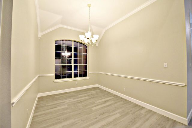 1933 Chasewood DR, Austin, TX 78727