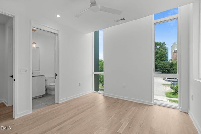 501 S Bloodworth Street 105, Raleigh, NC 27601