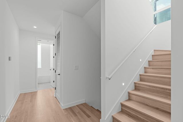 501 S Bloodworth Street 105, Raleigh, NC 27601
