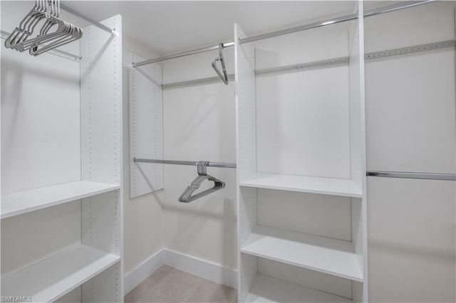 11118 Gulf Shore DR A203, Naples, FL 34108