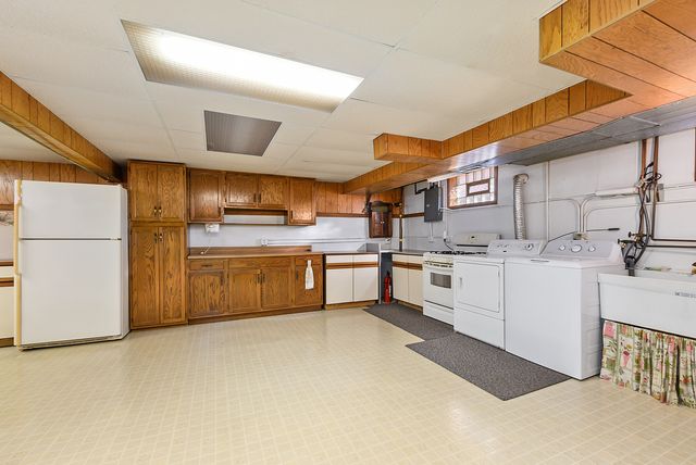 10737 Linder Avenue, Oak Lawn, IL 60453