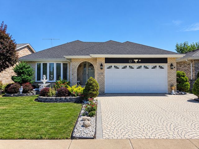 10737 Linder Avenue, Oak Lawn, IL 60453