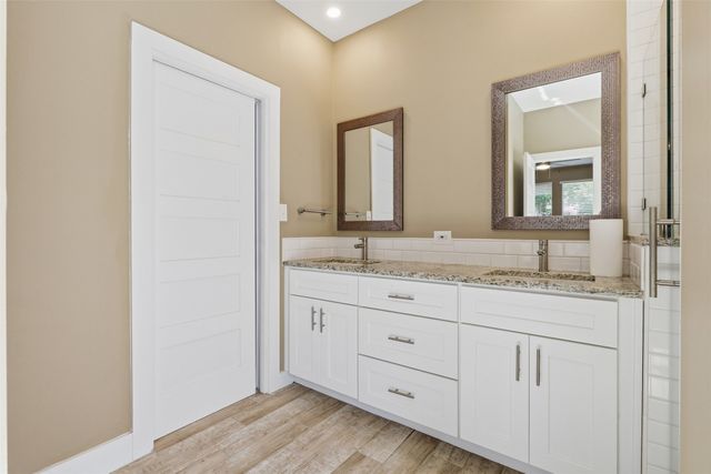 857 E Jessamine Street, Fort Worth, TX 76104