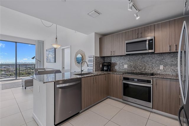 5350 NW 84th Avenue 1807, Doral, FL 33166