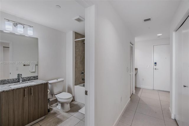 5350 NW 84th Avenue 1807, Doral, FL 33166
