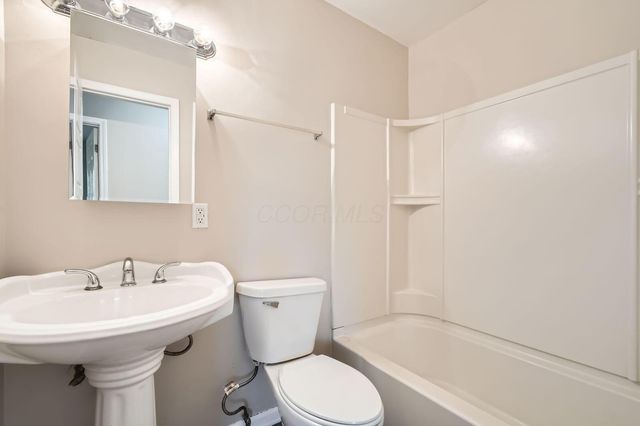 3038 Wadsworth Court, Columbus, OH 43232