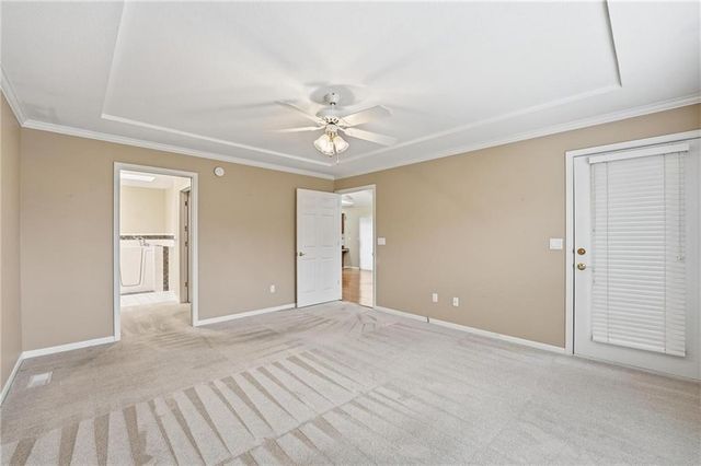 813 NW North Ridge Court, Blue Springs, MO 64015