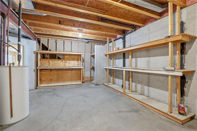 813 NW North Ridge Court, Blue Springs, MO 64015