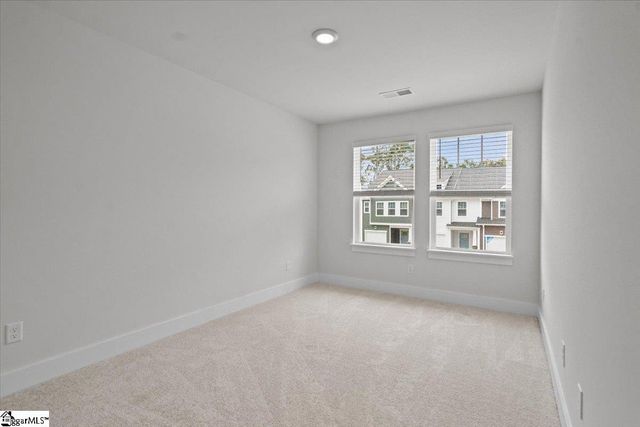 521 W Norvell Court, Spartanburg, SC 29307