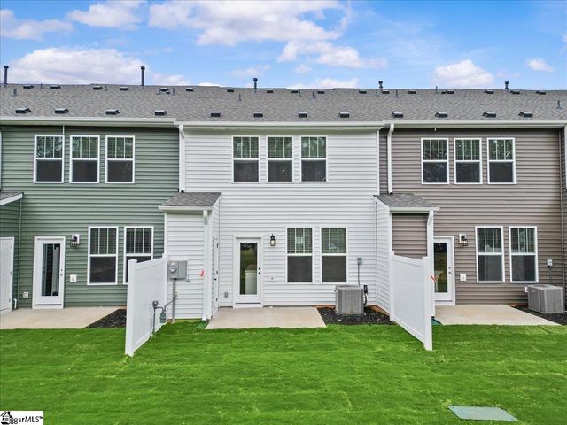 521 W Norvell Court, Spartanburg, SC 29307