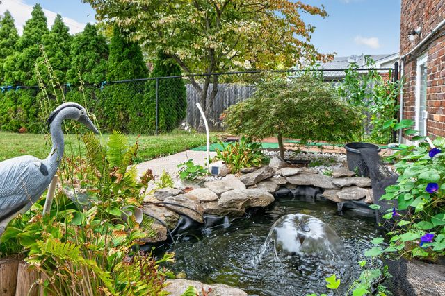 2011 Abelia Lane, Lexington, KY 40504