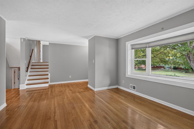 2011 Abelia Lane, Lexington, KY 40504