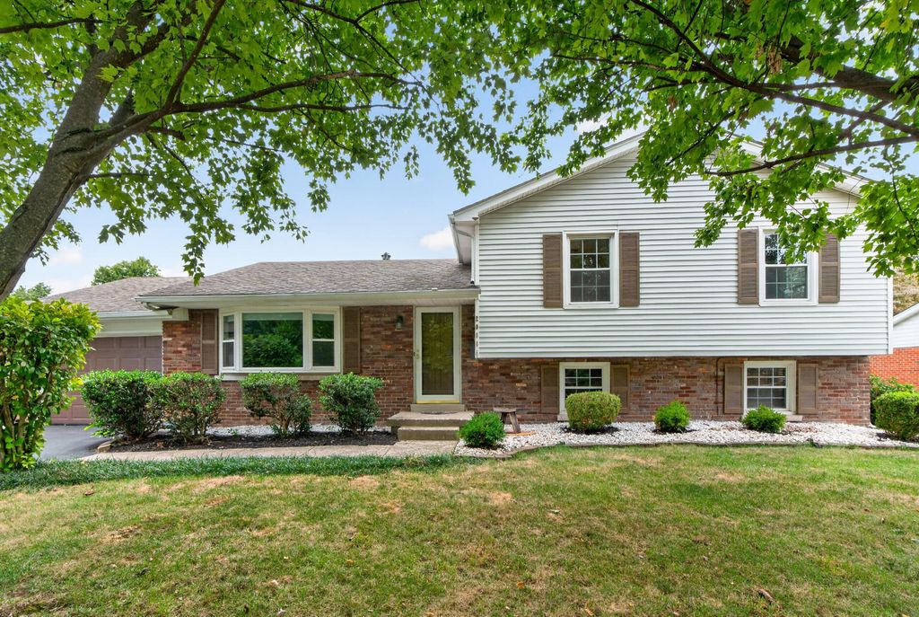 2011 Abelia Lane, Lexington, KY 40504