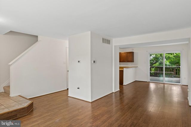 9438 RIVERBRINK CT, Laurel, MD 20723