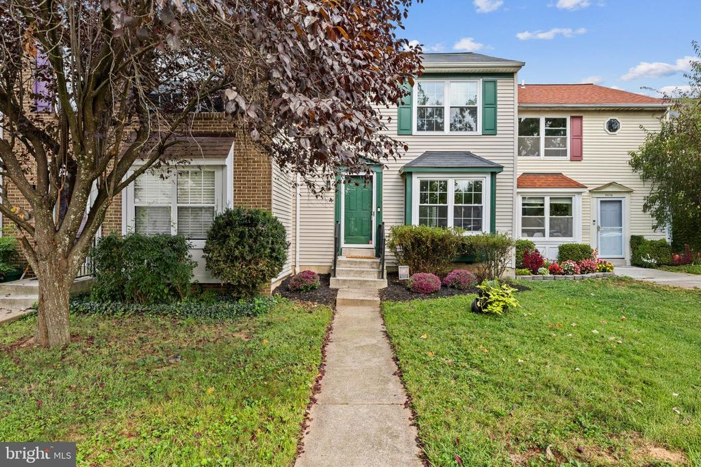 9438 RIVERBRINK CT, Laurel, MD 20723