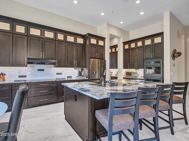1620 W SILVER PINE Drive, Phoenix, AZ 85086