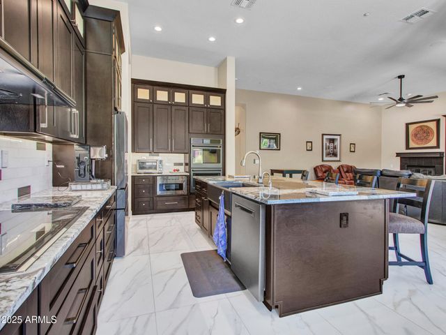 1620 W SILVER PINE Drive, Phoenix, AZ 85086