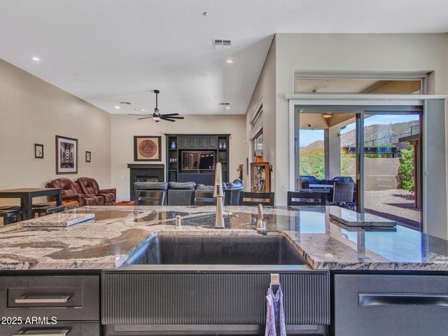 1620 W SILVER PINE Drive, Phoenix, AZ 85086