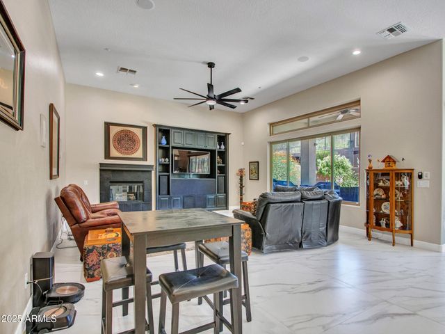 1620 W SILVER PINE Drive, Phoenix, AZ 85086