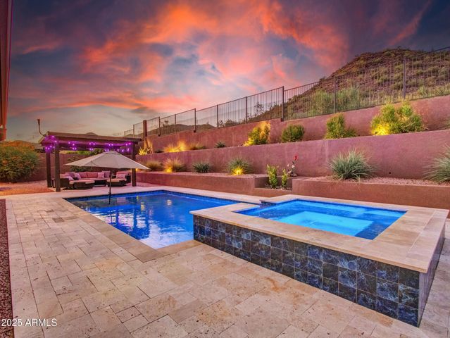 1620 W SILVER PINE Drive, Phoenix, AZ 85086