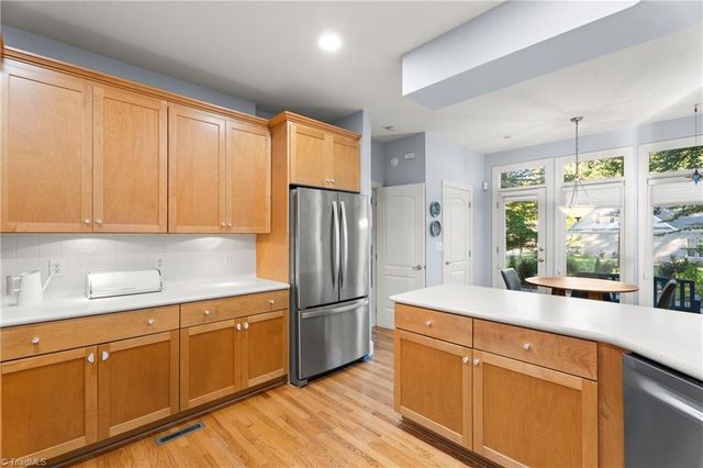 3707 Bradwyck Circle, Winston-salem, NC 27104