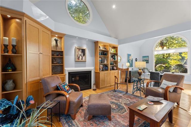 3707 Bradwyck Circle, Winston-salem, NC 27104