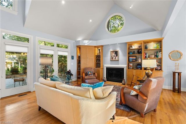 3707 Bradwyck Circle, Winston-salem, NC 27104