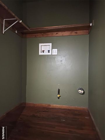 52 Stone Street, Newark, NJ 07104