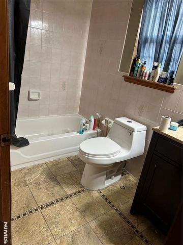 52 Stone Street, Newark, NJ 07104