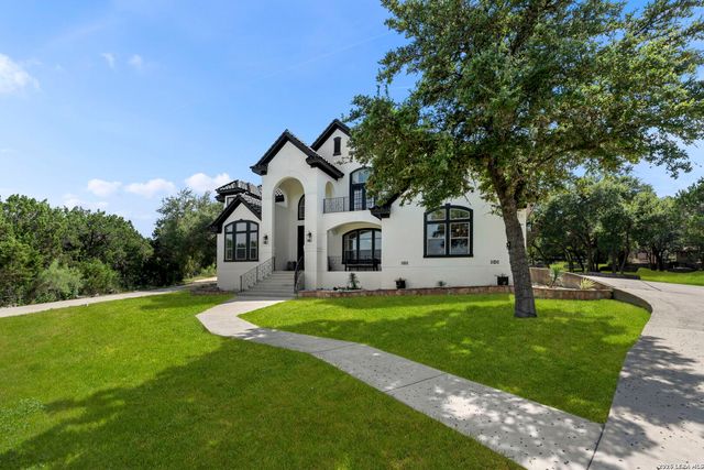 9314 Schoolhouse Rd, San Antonio, TX 78255