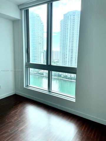 300 S Biscayne Blvd T-1404, Miami, FL 33131