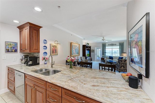 808 3RD AVENUE W 805, Bradenton, FL 34205