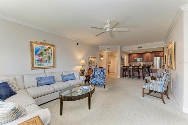 808 3RD AVENUE W 805, Bradenton, FL 34205