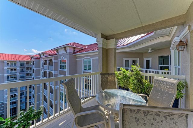 808 3RD AVENUE W 805, Bradenton, FL 34205