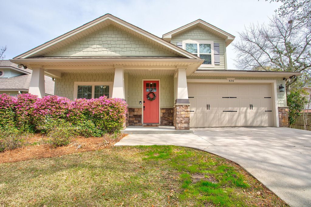 526 Cove Drive, Fort Walton Beach, FL 32547