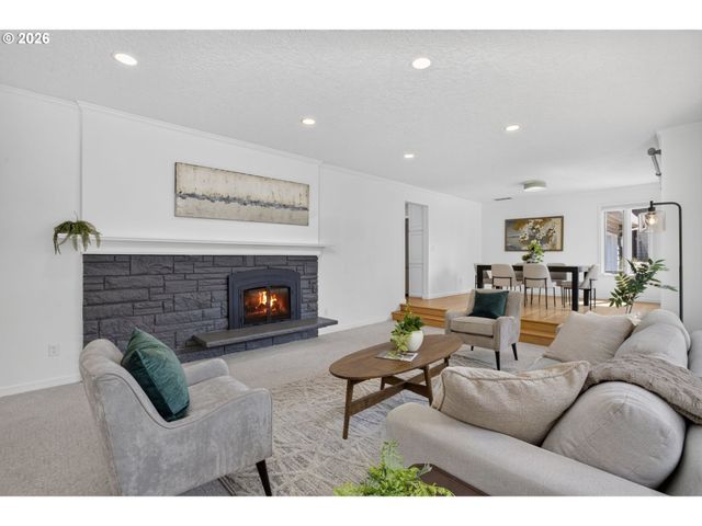 16933 GREENTREE Ave, Lake Oswego, OR 97034