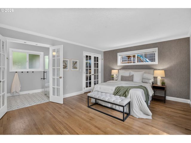 16933 GREENTREE Ave, Lake Oswego, OR 97034
