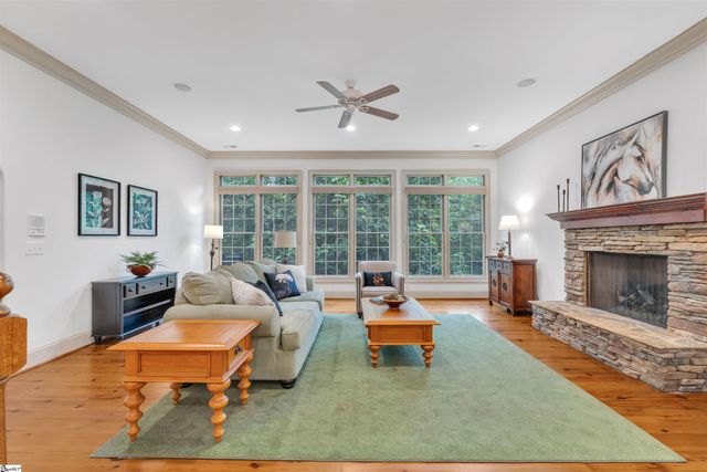 6 Deer Valley Court, Travelers Rest, SC 29690