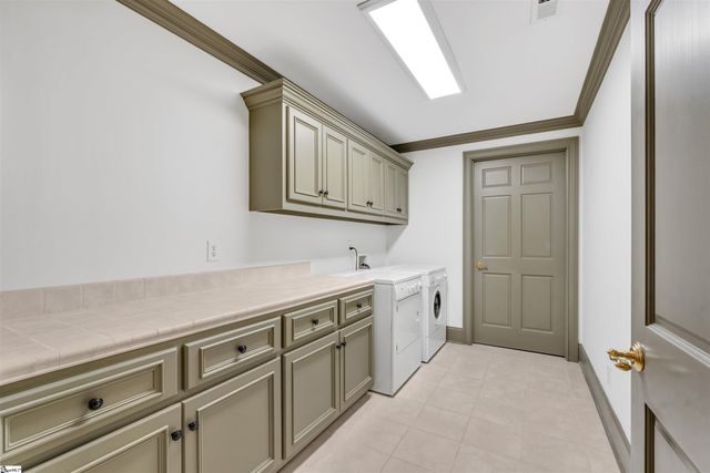 6 Deer Valley Court, Travelers Rest, SC 29690