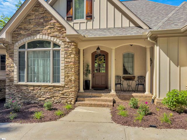 6 Deer Valley Court, Travelers Rest, SC 29690