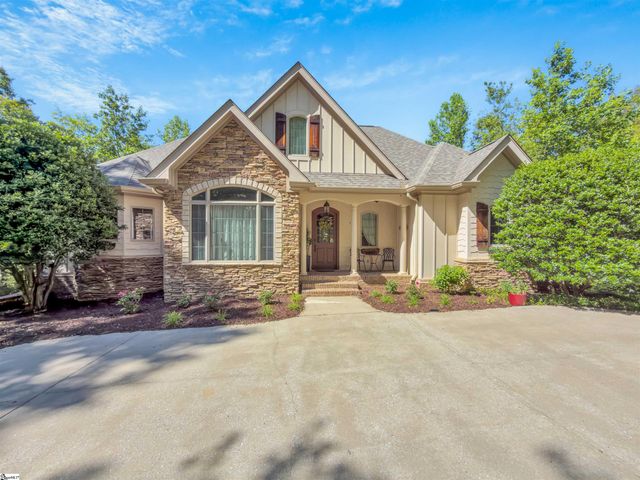 6 Deer Valley Court, Travelers Rest, SC 29690