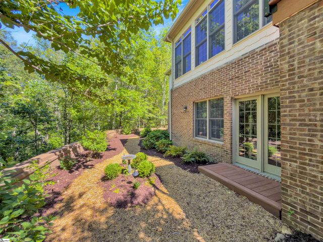 6 Deer Valley Court, Travelers Rest, SC 29690