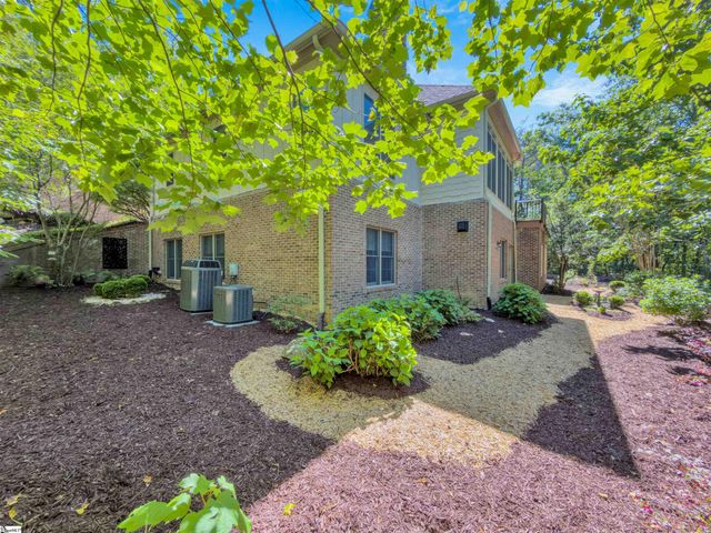 6 Deer Valley Court, Travelers Rest, SC 29690