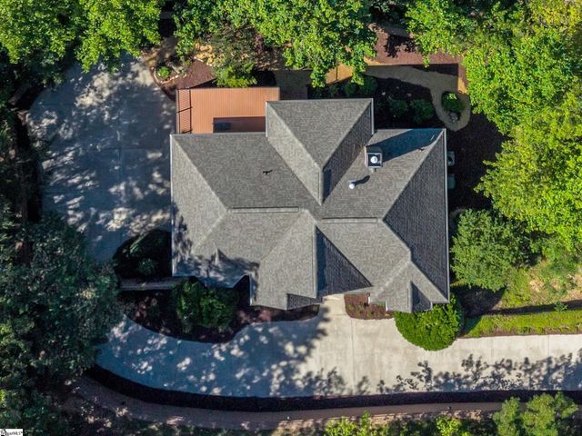 6 Deer Valley Court, Travelers Rest, SC 29690