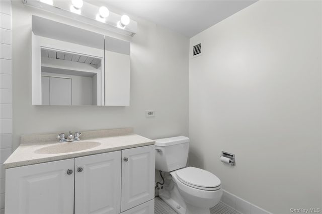 1 Landmark Square 217, Port Chester, NY 10573