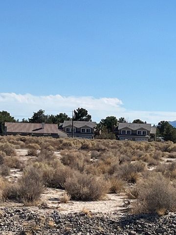 1300 East Jacaranda Street, Pahrump, NV 89048