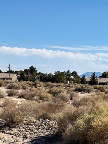 1300 East Jacaranda Street, Pahrump, NV 89048