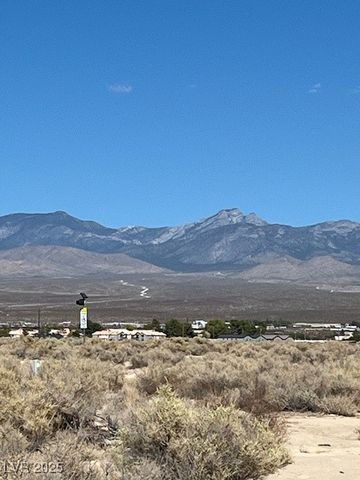 1300 East Jacaranda Street, Pahrump, NV 89048