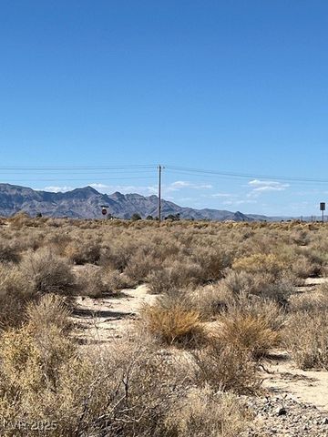 1300 East Jacaranda Street, Pahrump, NV 89048